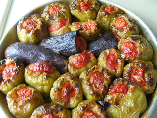 Fırında Biber Dolması Tarifi ve Malzemeleri