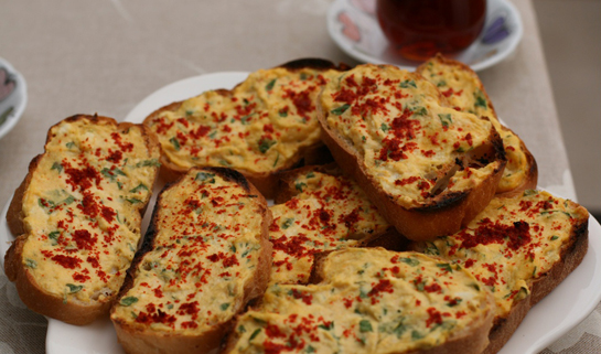 Fırında Ekmek Tarifi ve Malzemeleri