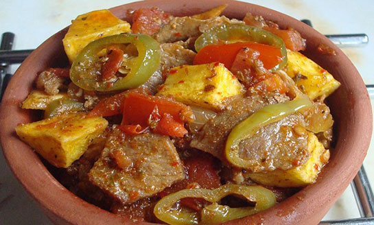 Fırında Etli Güveç Tarifi ve Malzemeleri