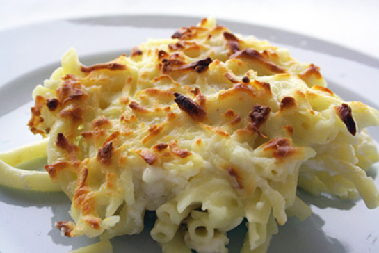 Fırında Kaşarlı Makarna Tarifi ve Malzemeleri