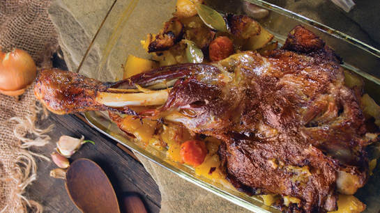 Fırında Kuzu Kol Tarifi ve Malzemeleri