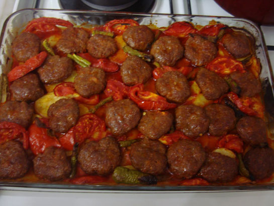 Fırında Patatesli Köfte Tarifi ve Malzemeleri