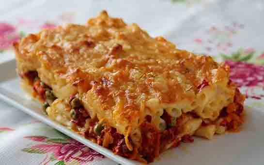 Fırında Sebzeli Makarna Tarifi ve Malzemeleri