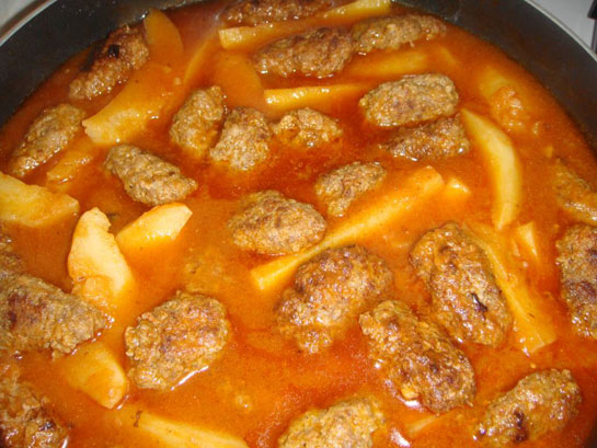 Fırında Sulu Köfte Tarifi ve Malzemeleri